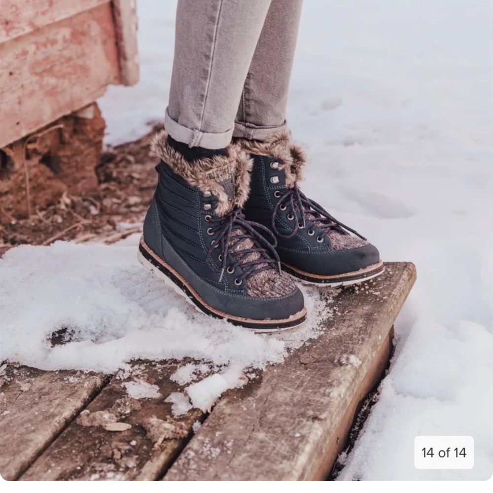 NWT Muk Luks Sigrid Boot